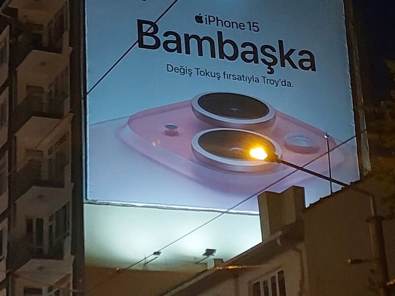 Bilbord / reklam panosu aydınlatması - Tuğra Elektrik Eskişehir